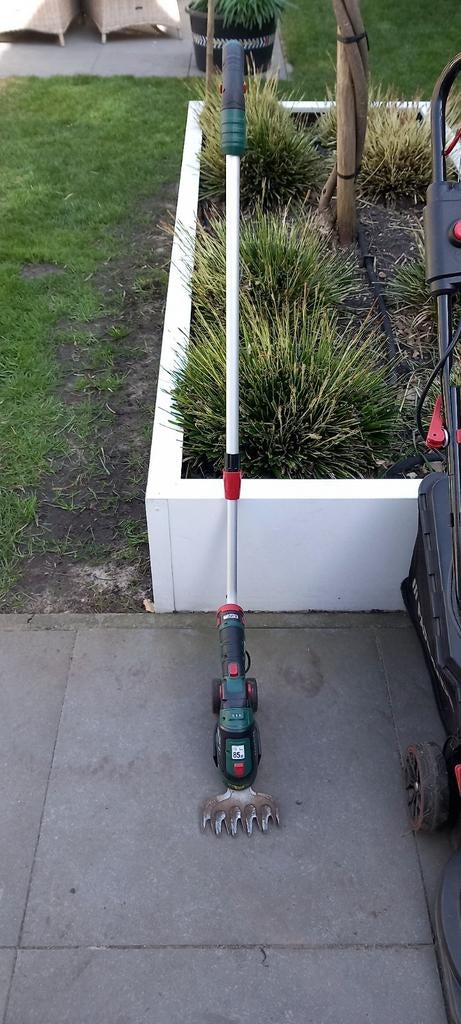 Parksite 12V kantenstrimmer op steel, Ophalen