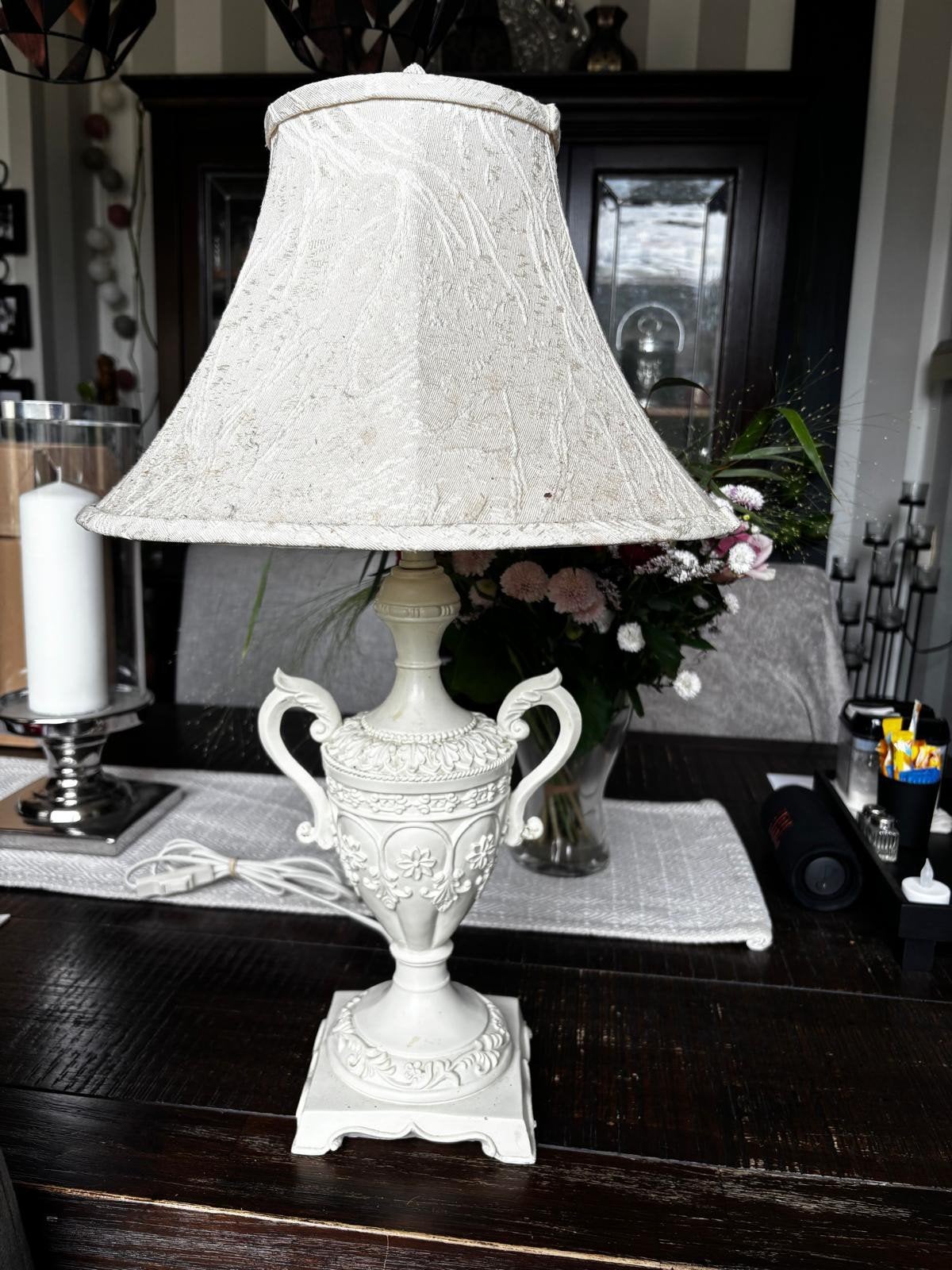 Vintage Tafellamp met Crèmekleurige Kap - Klassiek Design, Gebruikt, Met kap, Wit, Kunststof