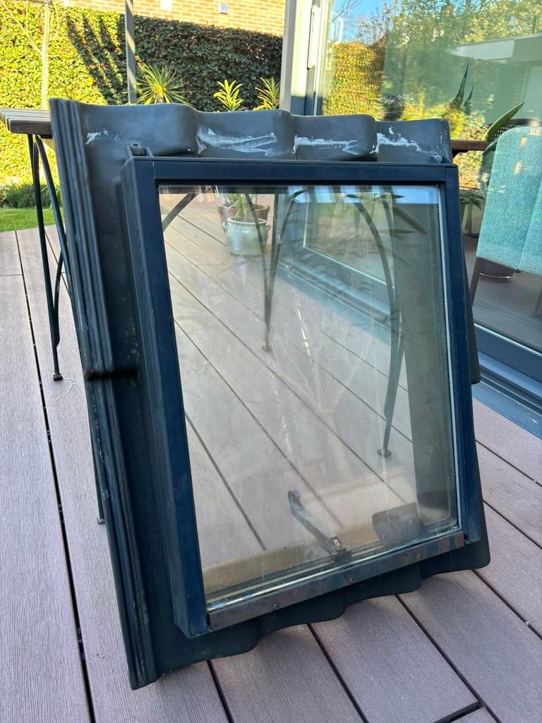 2 Ubbink dakramen te koop SND-1 NT S4 voor €40, Doe-het-zelf en Verbouw, Ophalen, Gebruikt, Minder dan 80 cm, Minder dan 80 cm