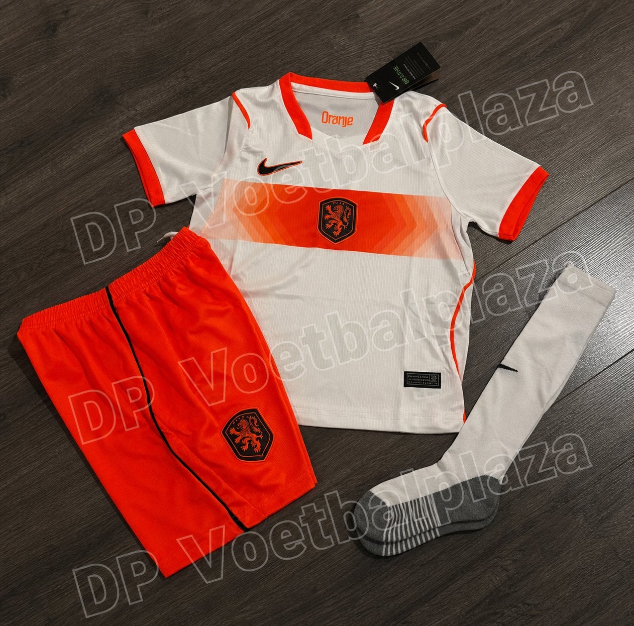 Voetbaltenue nederlands elftal - vandaag op te halen!, Sport en Fitness, Voetbal, Maat XS of kleiner, Ophalen of Verzenden, Nieuw