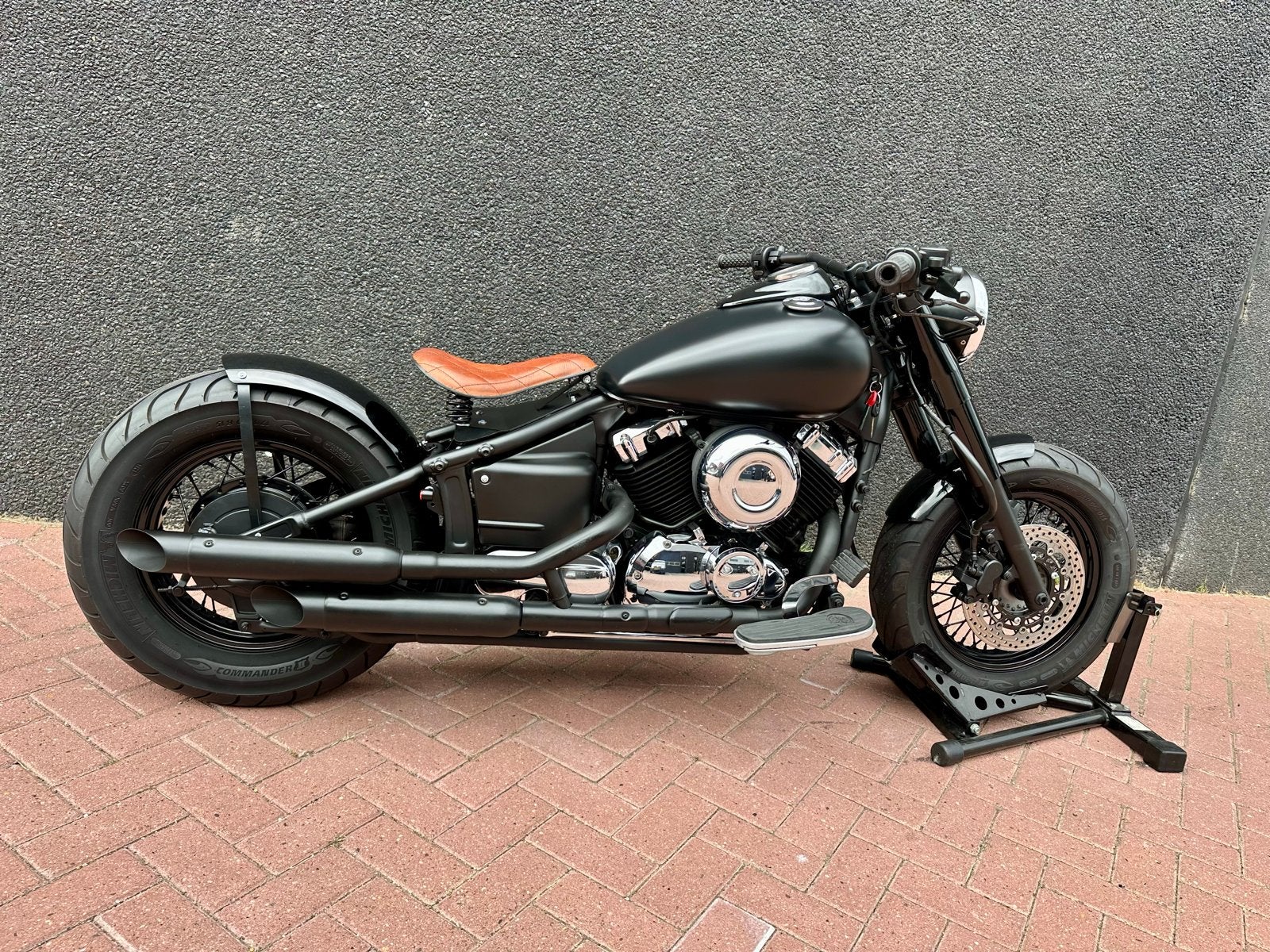 Unieke Bobber helemaal opniuw opgebouwd met garantie, 2 cilinders, Chopper, 2652xv, Sportuitlaat