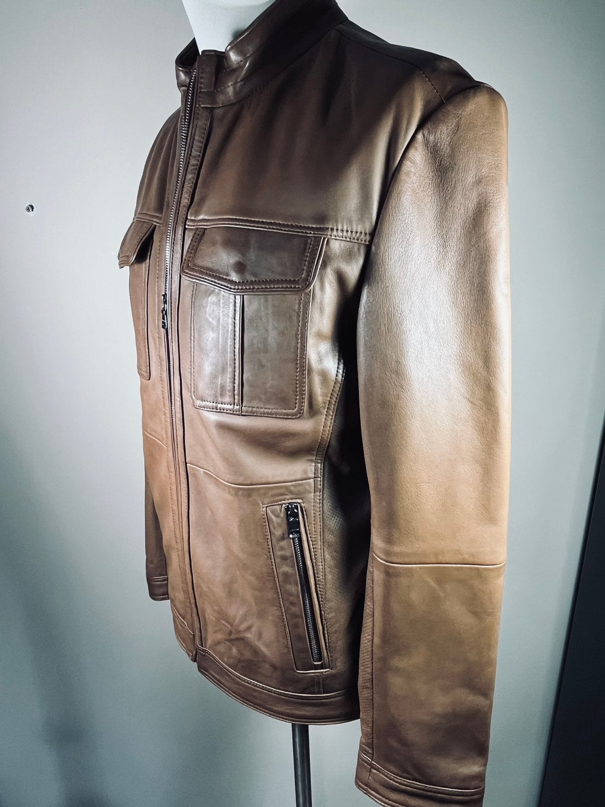 Hugo Boss leren jack, maat 50, nieuw, wvp €749,00, Bruin, Maat 48/50 (M), Nieuw, Ophalen of Verzenden