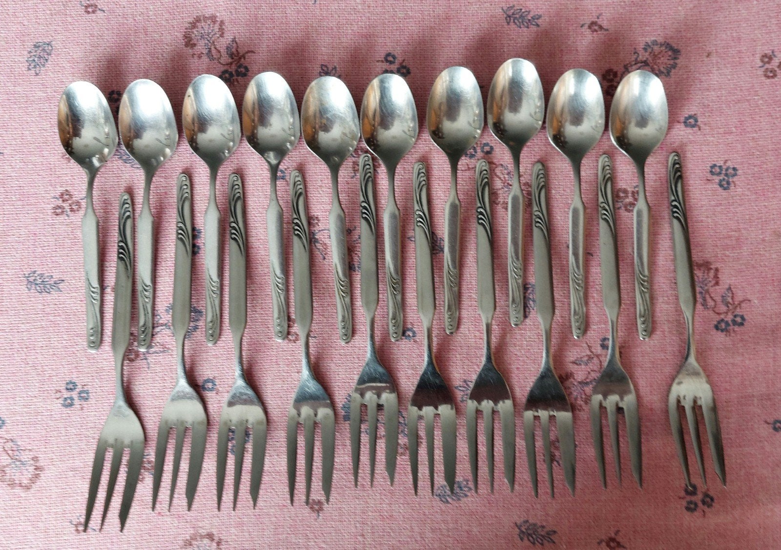 Vintage Bestekset - 10 theelepels en 10 gebaksvorjes, Antiek en Kunst, Ophalen of Verzenden