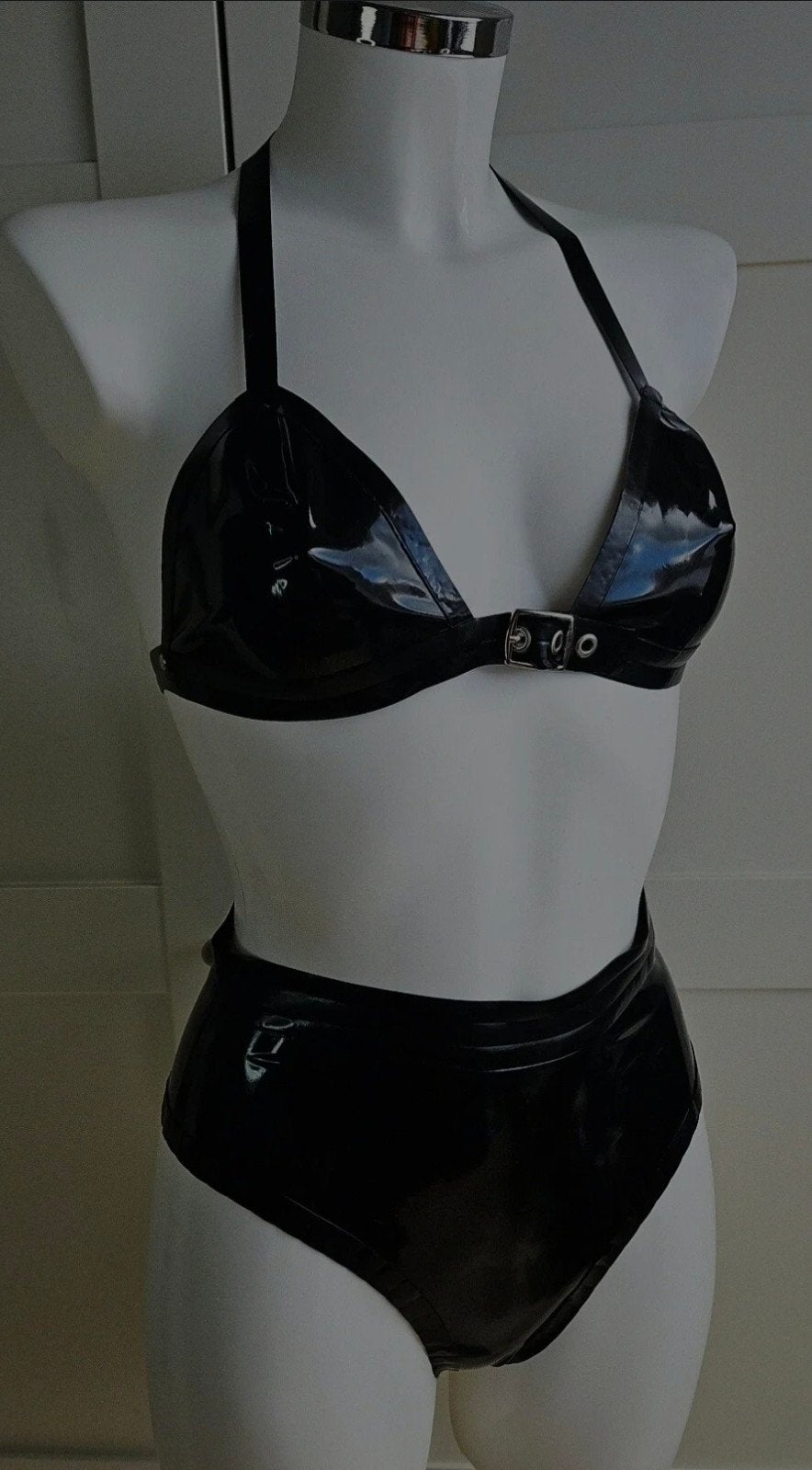 2-delige latex set. XS/S, Kleding | Dames, Verzenden, Nieuw, Zwart, Bikini