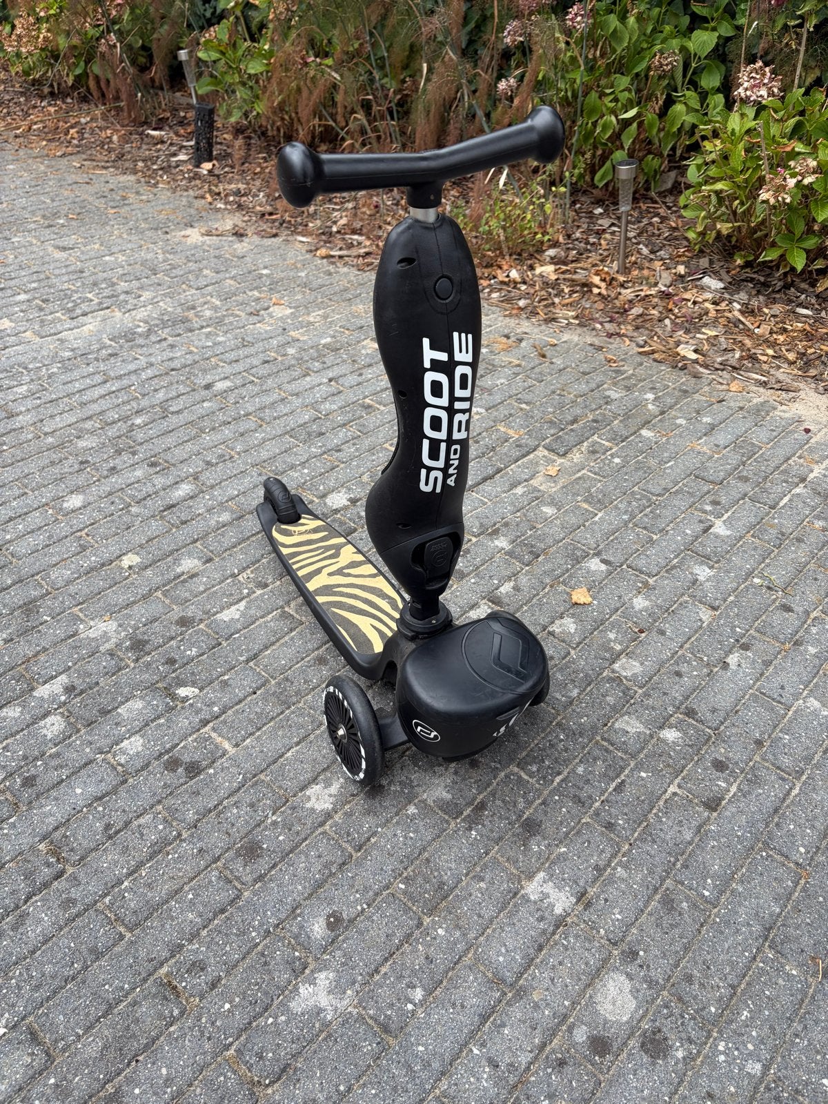 Scoot & Ride Highwaykick 1 Lifestyle Kickboard Zebra, Ophalen, Gebruikt, Gewone step