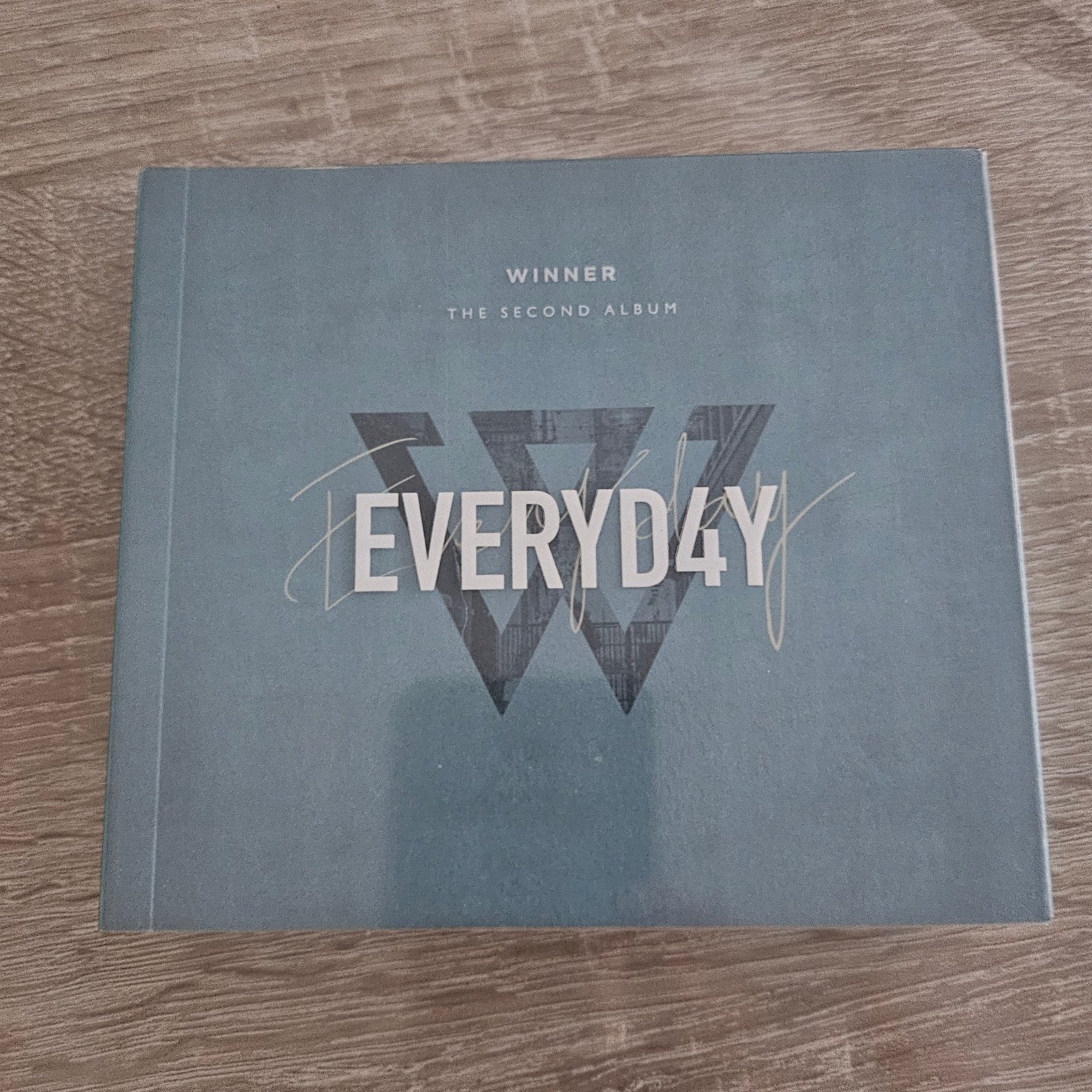 WINNER - EVERYD4Y (The 2nd Album) K-Pop CD, K-pop, Inclusief doosje, Ophalen of Verzenden, Zo goed als nieuw
