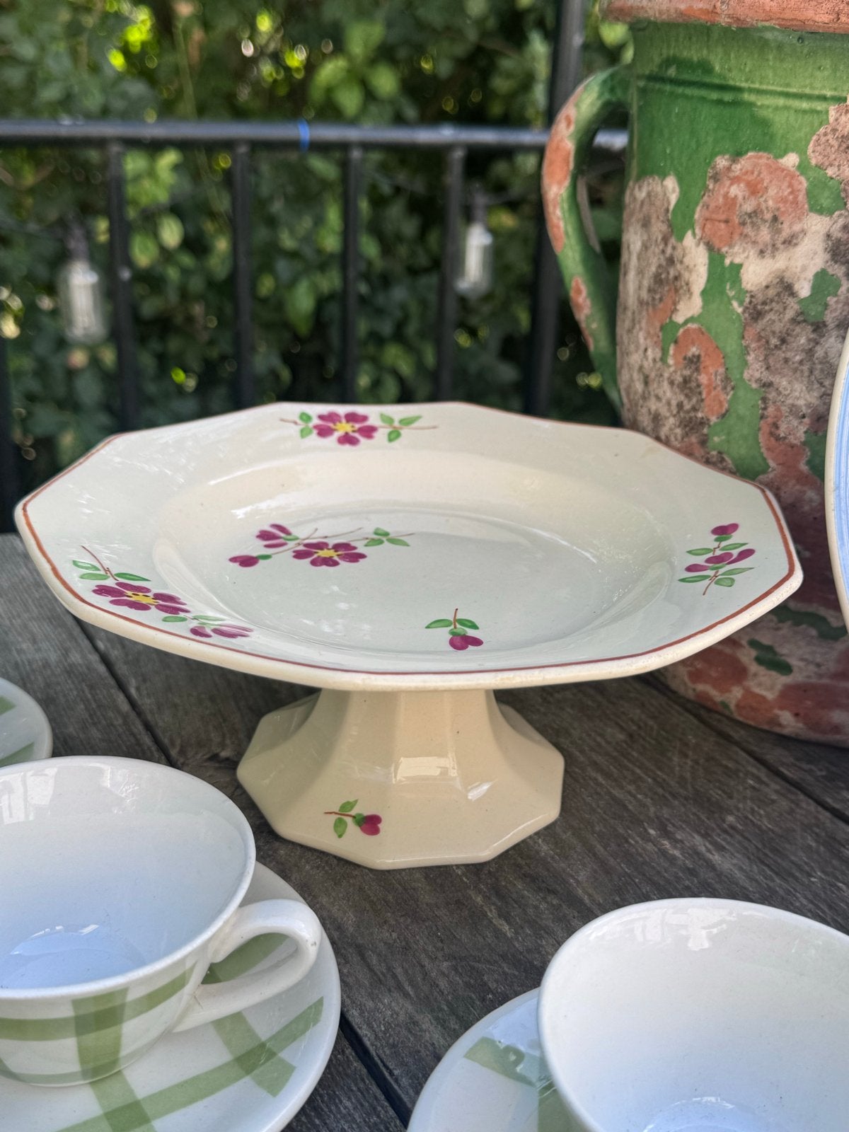 Franse compotier met bloemdecor op hoge voet, Ophalen of Verzenden