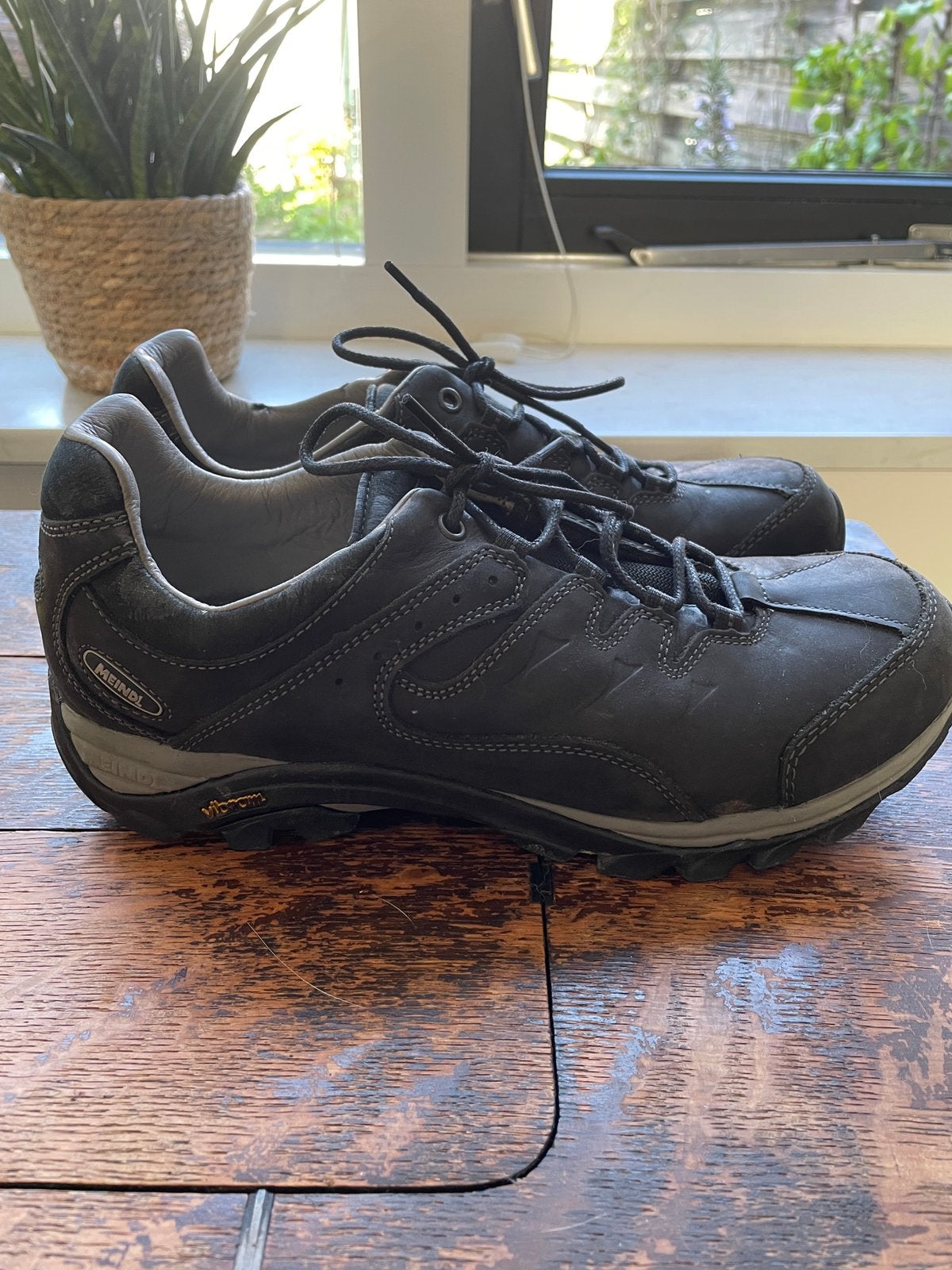 Meindl 42, Sport en Fitness, Bergsport en Wandelen, Ophalen of Verzenden