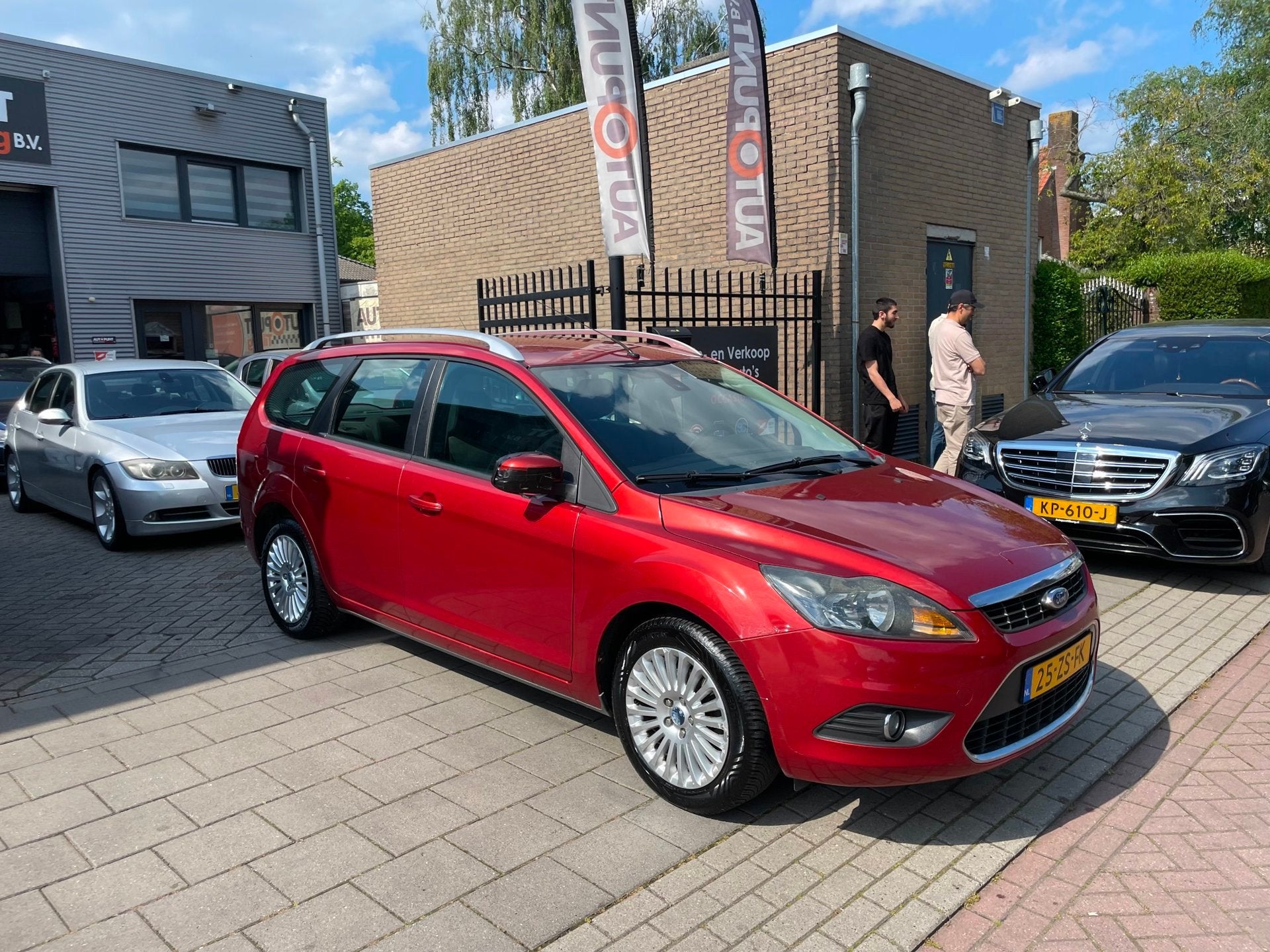 Ford Focus Wagon 1.6 Titanium Trekhaak Airco Navi PDC NAP AP, Auto's, 1596 cc, Gebruikt, 4 cilinders, 635 kg