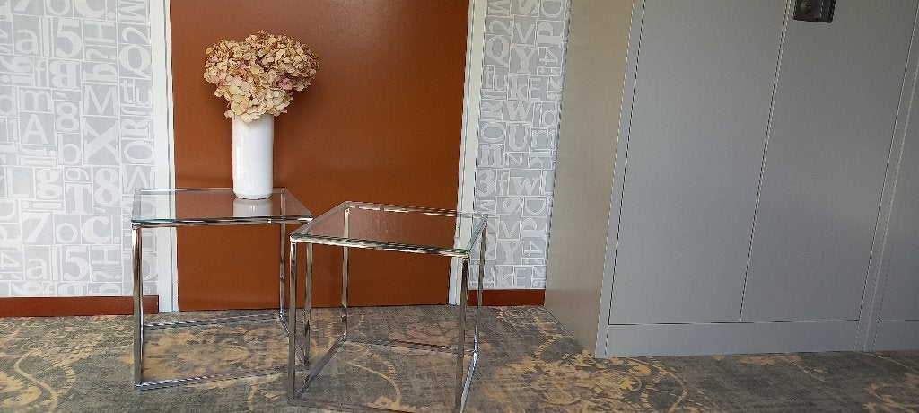 2 tafeltjes, Overige materialen, Minder dan 55 cm, Gebruikt, Vierkant