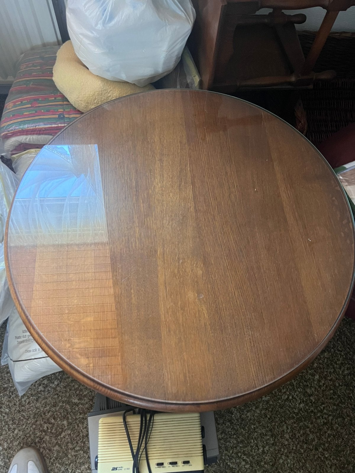 GRATIS ; ronde houten salontafel., Ophalen, Gebruikt, 50 tot 100 cm, Eikenhout