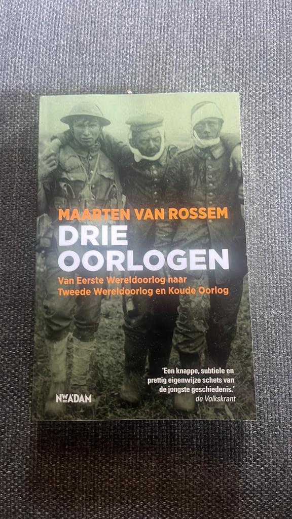 Maarten van Rossem - Drie Oorlogen (WOI, WOII, Koude Oorlog), Boeken, Ophalen of Verzenden, Tweede Wereldoorlog, Zo goed als nieuw