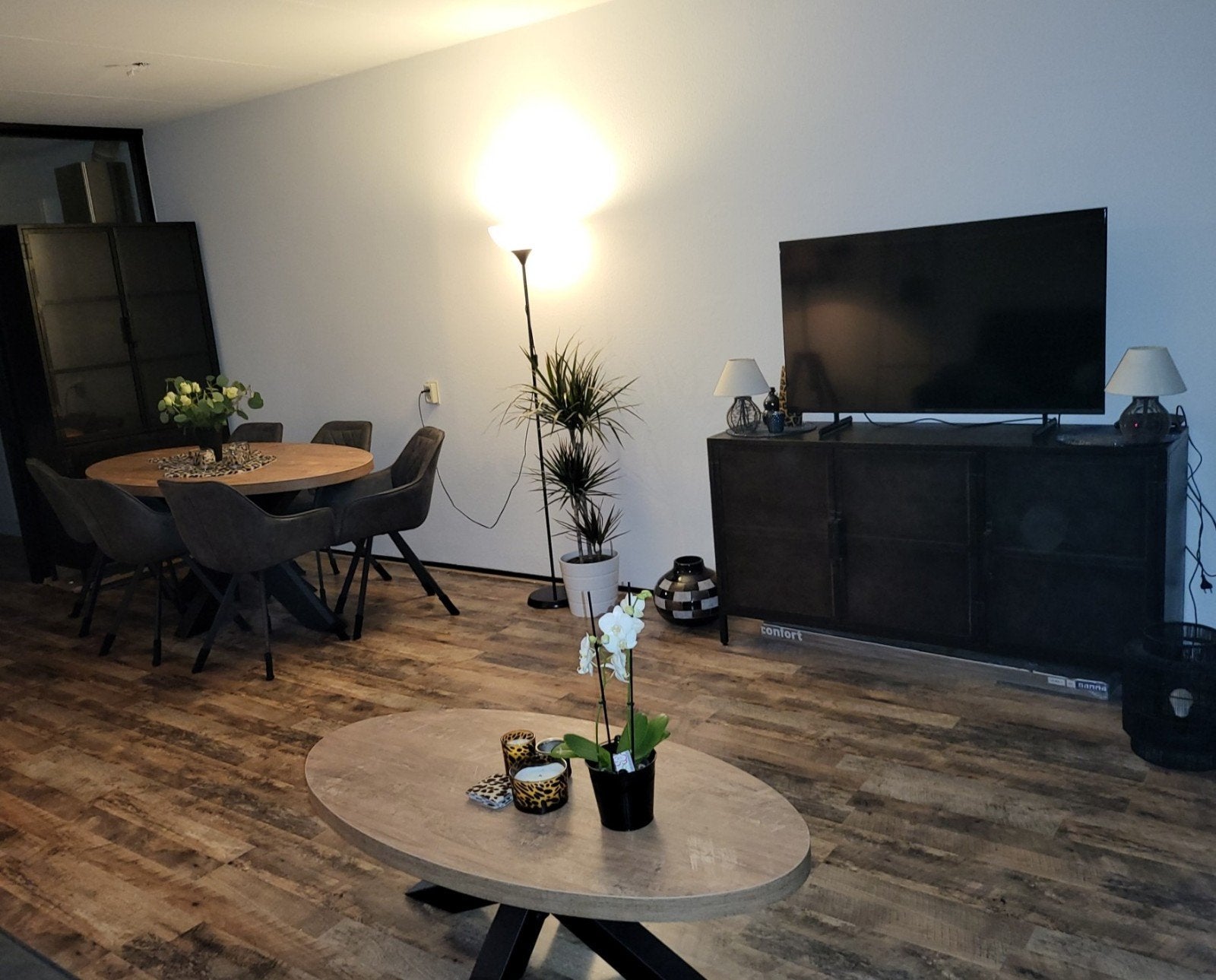 Complete industriële woonkamer set - 2,5 jaar oud, Ophalen