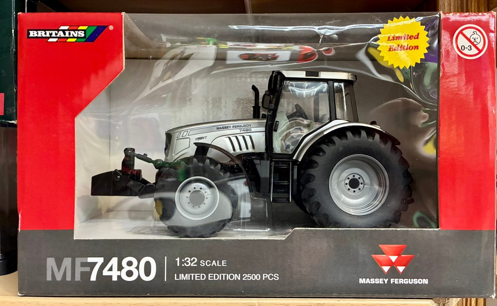 Britains MF7480 zilver spec.ed., Hobby en Vrije tijd, Ophalen of Verzenden, Zo goed als nieuw, Tractor of Landbouw, Britains