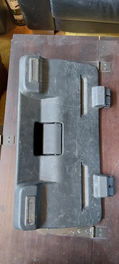 Doorvoerluik Renault Trafic / Opel Vivaro, Gebruikt, Achterklep, Ophalen of Verzenden, Achter