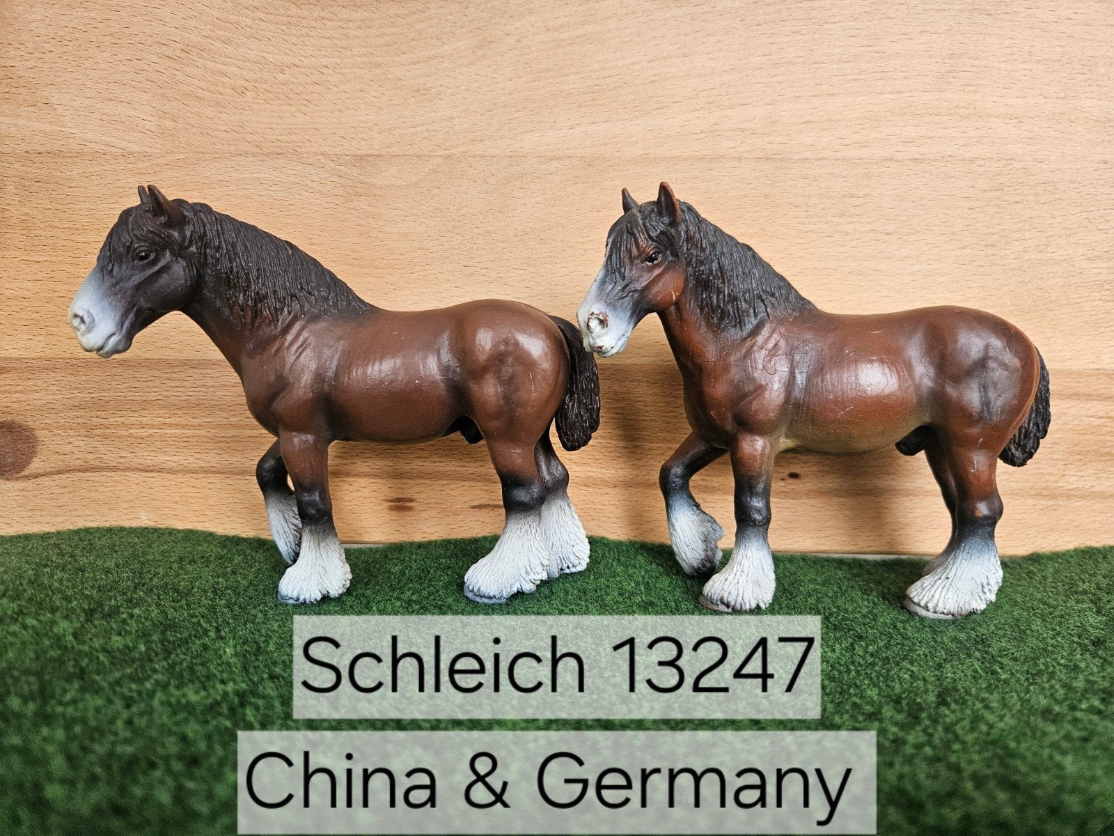 Schleich 13247 Shire ruin uit 2001, Verzamelen, Dierenverzamelingen, Ophalen of Verzenden, Zo goed als nieuw, Paard, Beeldje of Figuurtje