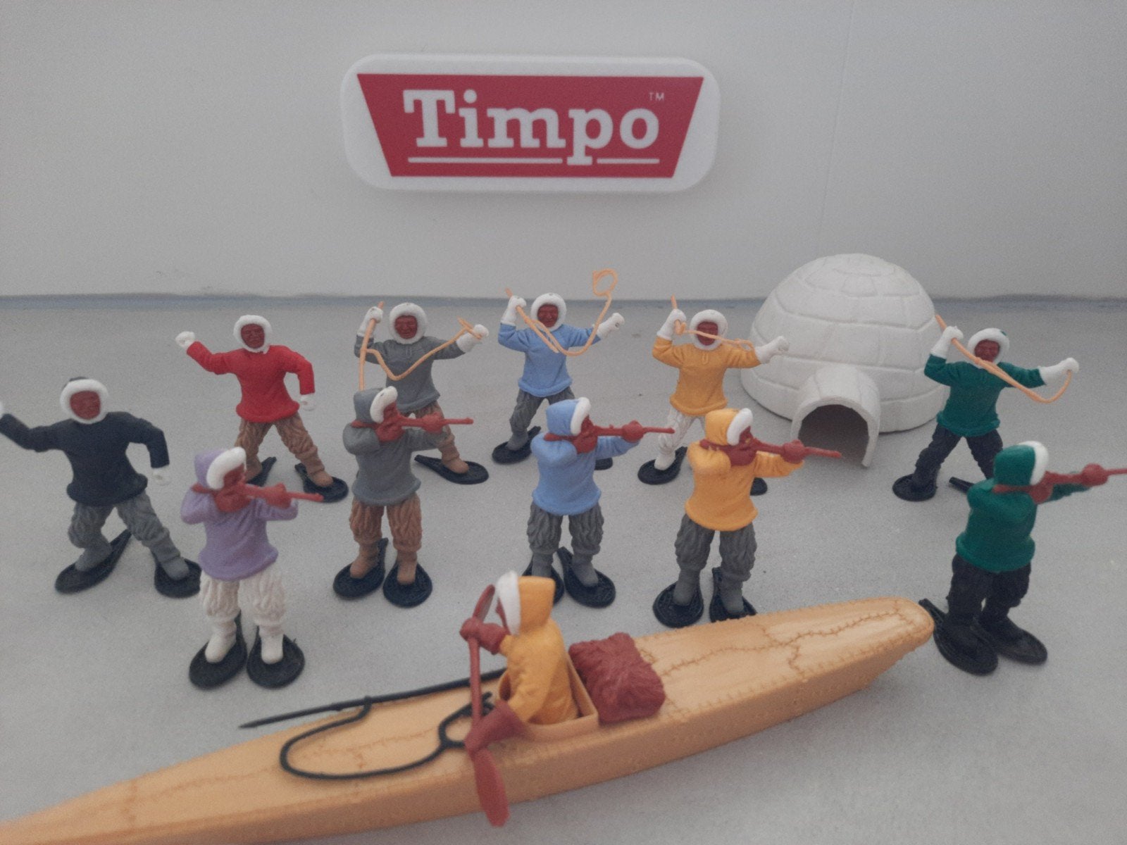 Timpo Toys Eskimo set met iglo en kano, Ophalen of Verzenden