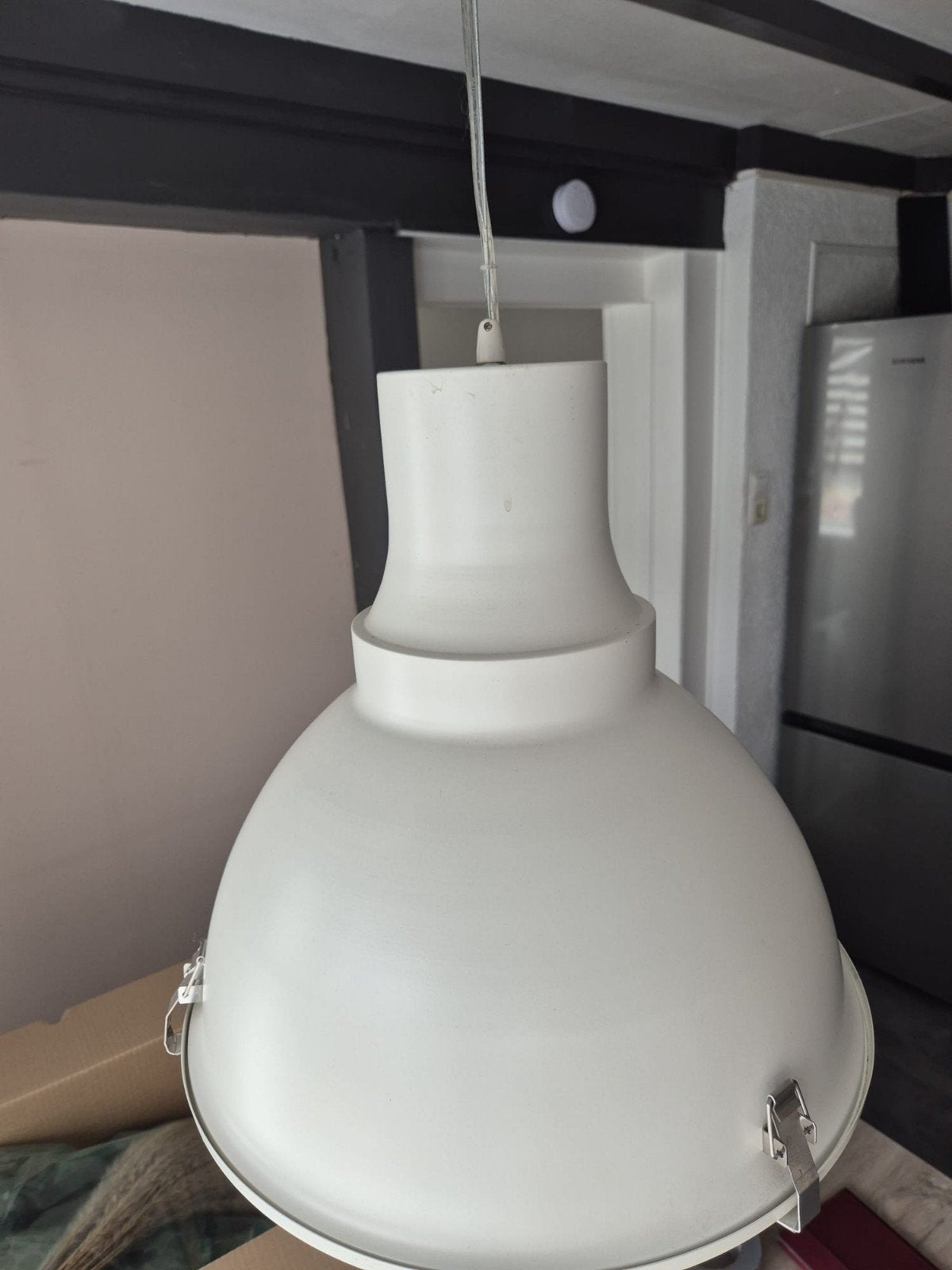 Grote industriële hanglamp - Wit, Huis en Inrichting, Lampen | Hanglampen, Ophalen, Gebruikt, E27 (groot), Metaal