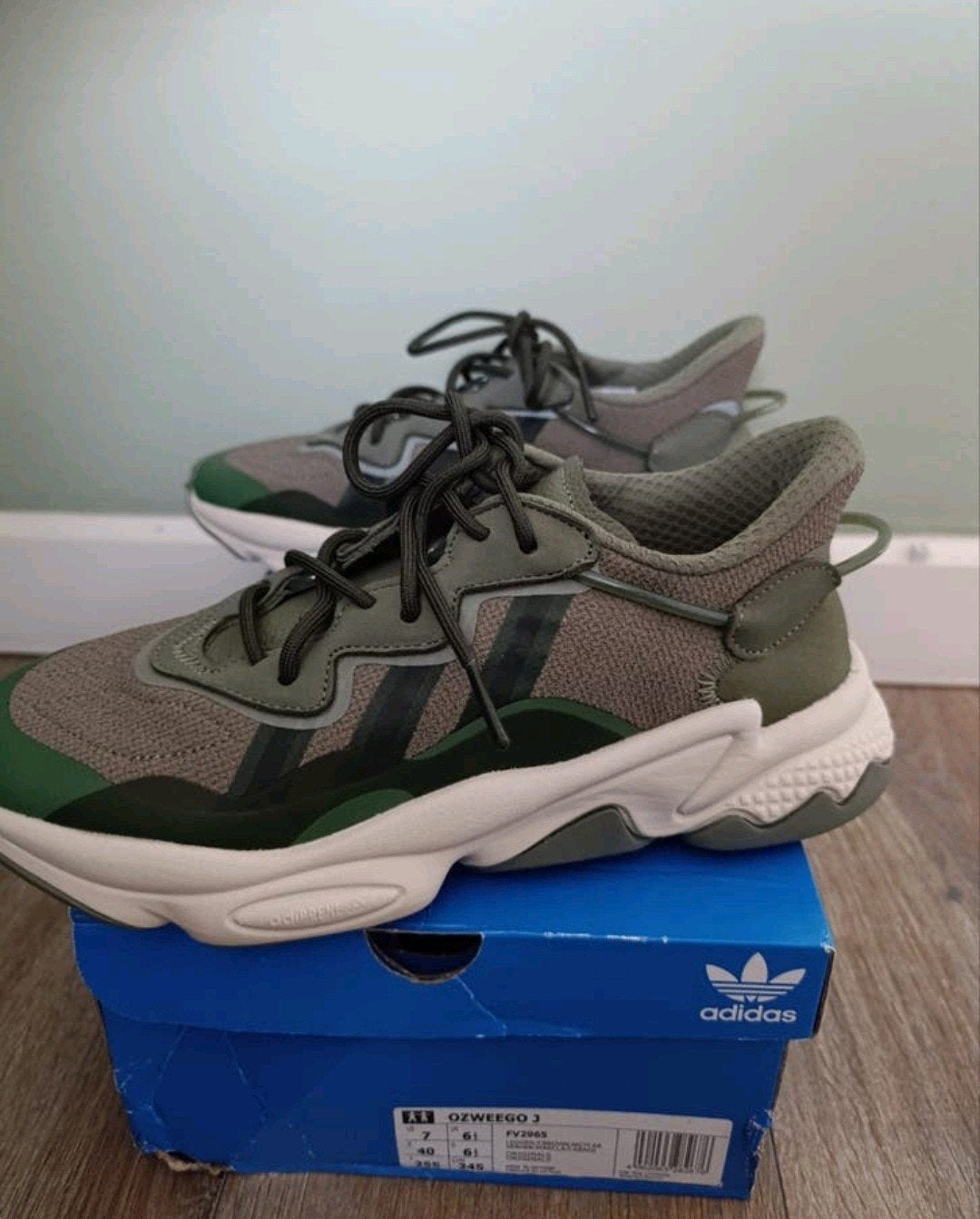 Adidas Ozweego sneakers schoenen groen maat 40, Kleding | Dames, Schoenen, Adidas, Nieuw, Ophalen of Verzenden, Sneakers of Gympen