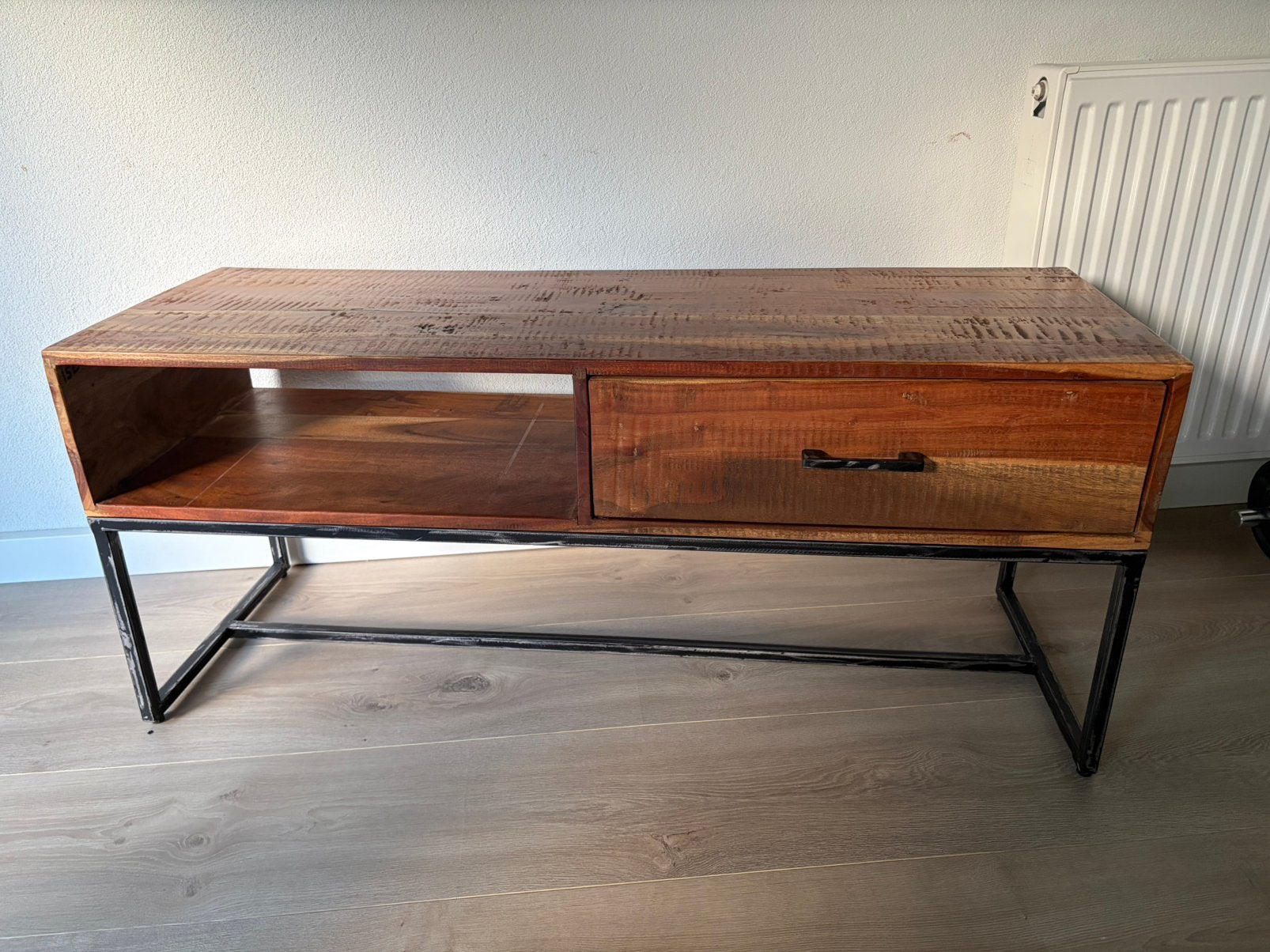 Tv meubel, Ophalen of Verzenden, Zo goed als nieuw, 25 tot 50 cm, Minder dan 100 cm