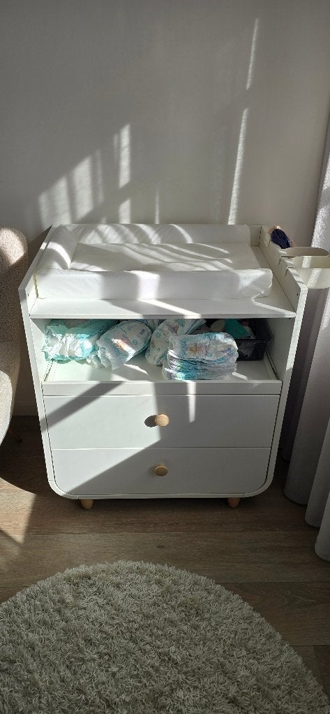 IKEA MYLLRA babykamer compleet – ledikant, commode, matras, Ophalen, Gebruikt, 50 tot 70 cm, 100 cm of meer
