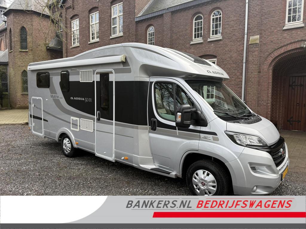 Adria Matrix M670SC 5 Persoons Camper 50 Jahre jubileum netj, Caravans en Kamperen, Bedrijf, Adria, Tot en met 5, Handgeschakeld