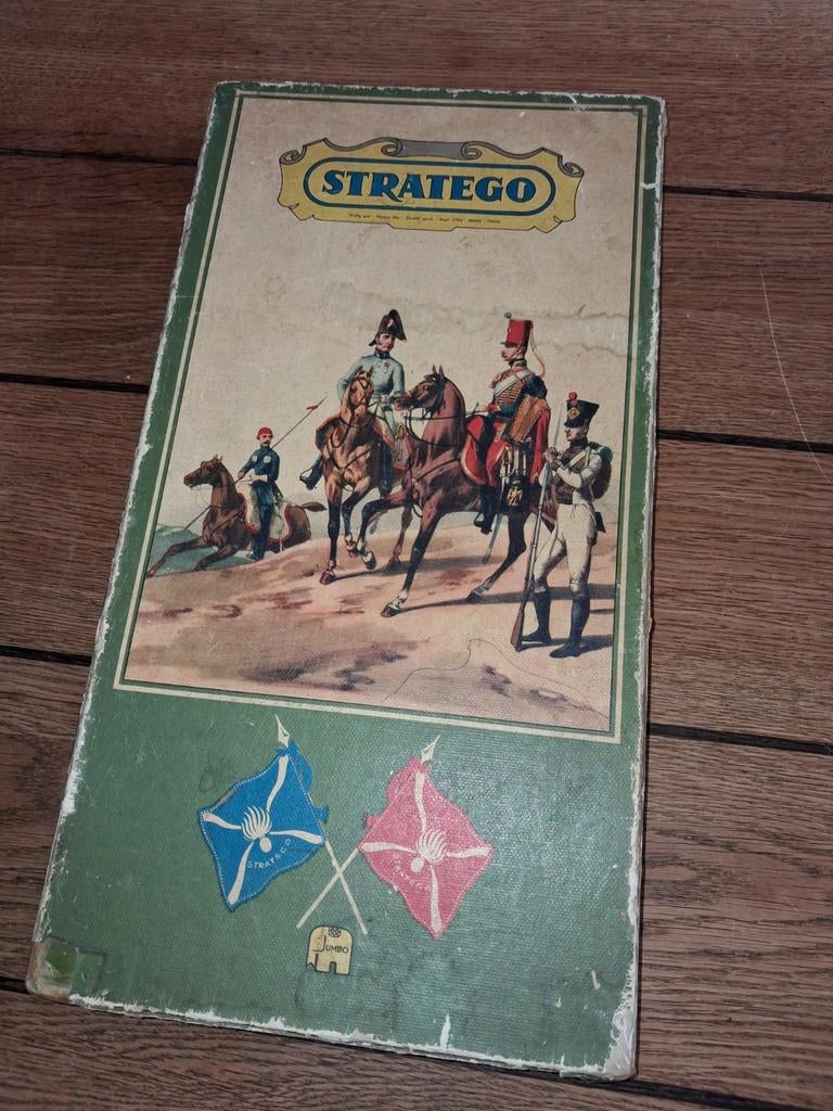 Vintage Stratego spel met houten stukken, Een of twee spelers, Ophalen of Verzenden, Gebruikt