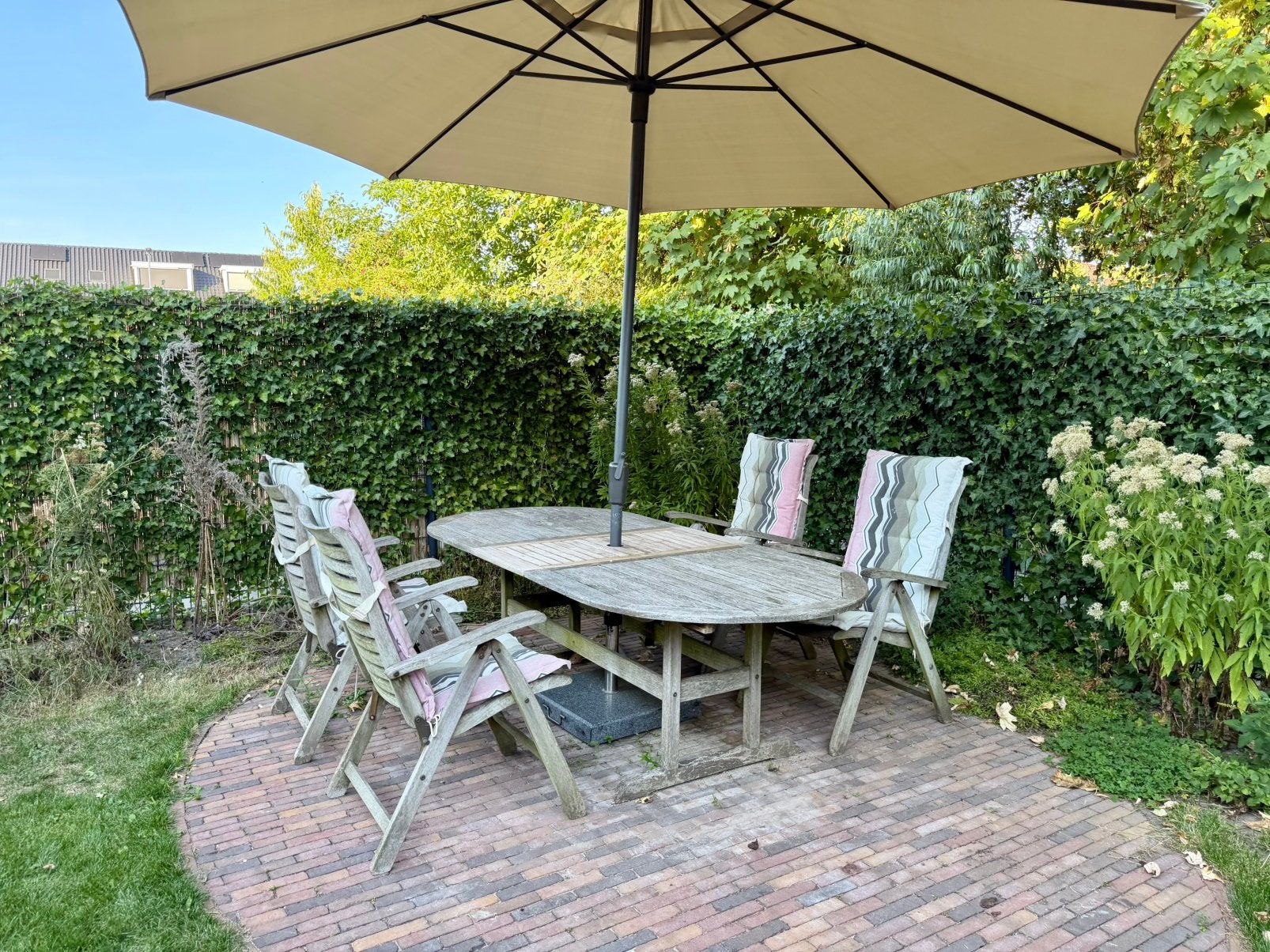 KINGSTEAK 4-PERSOONS UITSCHUIFBARE TUINSET INCLUSIEF KUSSENS, Tuin en Terras, Ophalen, Gebruikt, Teakhout, Tuinset