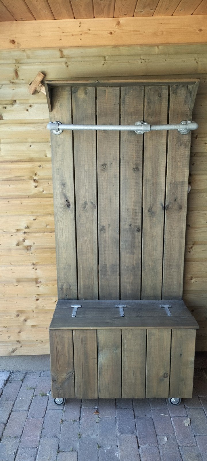 Houten opbergbank met kapstok en wielen, Overige houtsoorten, Gebruikt, 50 tot 100 cm, Ophalen of Verzenden