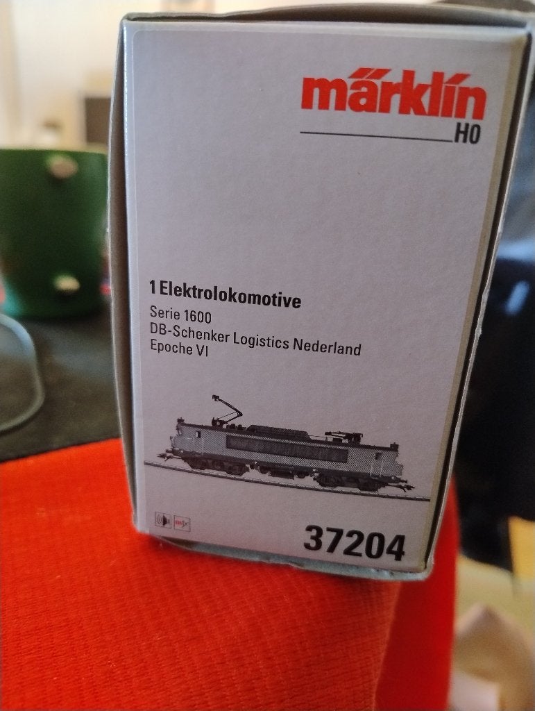 Märklin 37204 – NS/DB 1615 "Zandvoort" – mfx Sound – NI, Wisselstroom, Locomotief, Nieuw, Ophalen of Verzenden