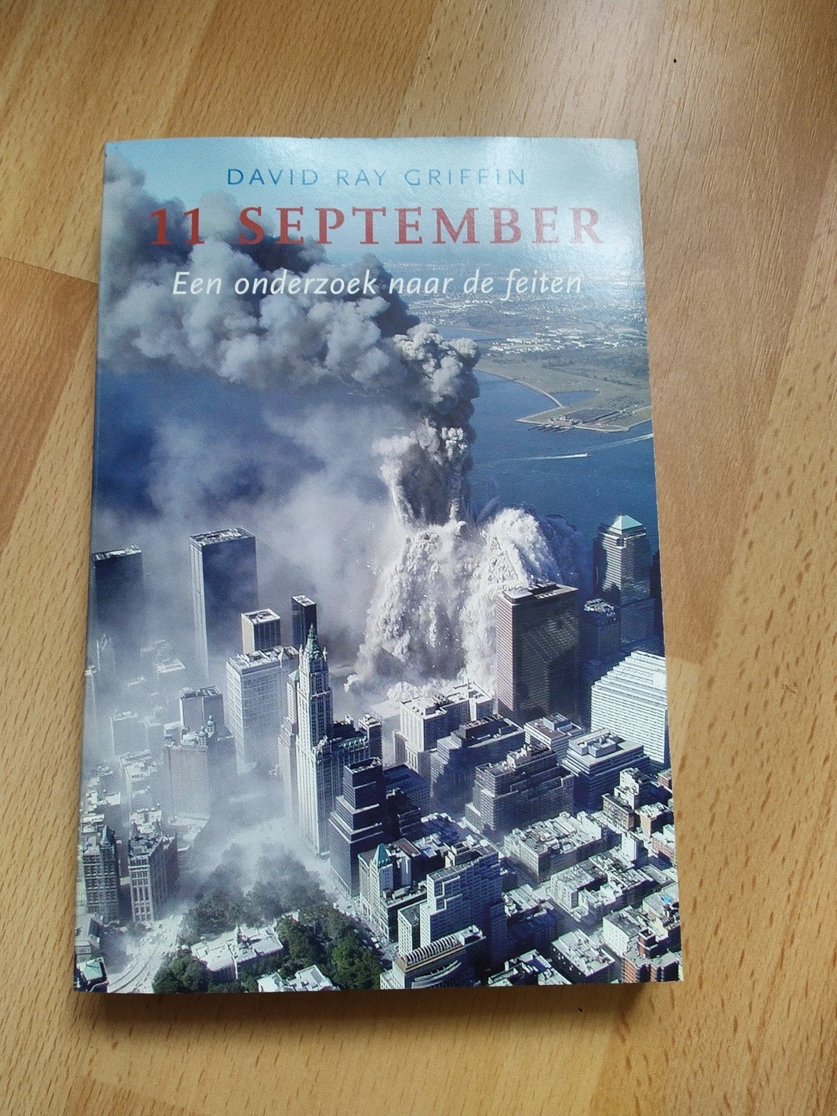 Boek. David ray griffin - 11 september., Ophalen of Verzenden, Zo goed als nieuw