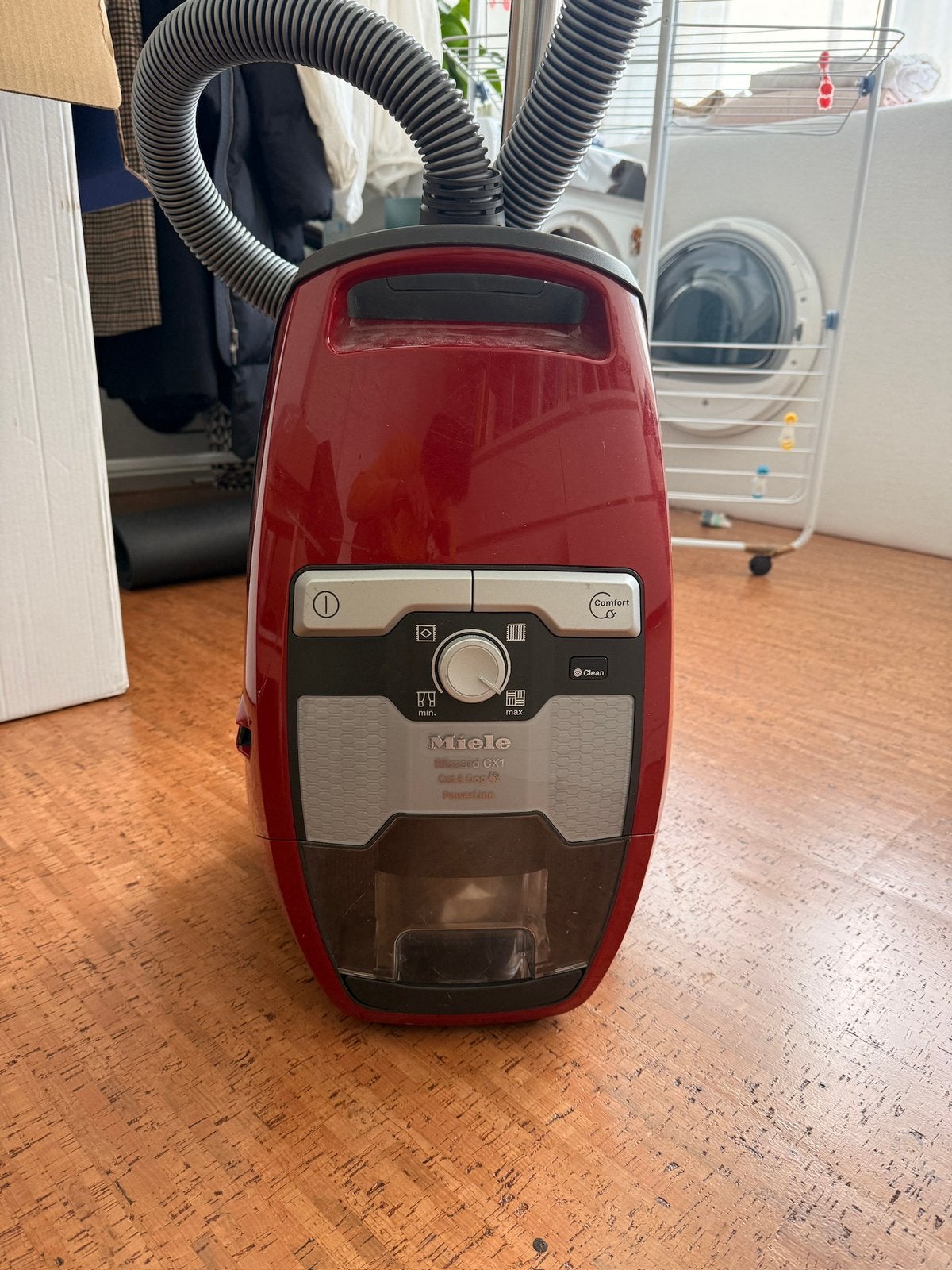 Miele Blizzard CX1 Cat&Dog Power Mangorood, Witgoed en Apparatuur, Ophalen, Gebruikt, Robotstofzuiger, 2000 watt of meer