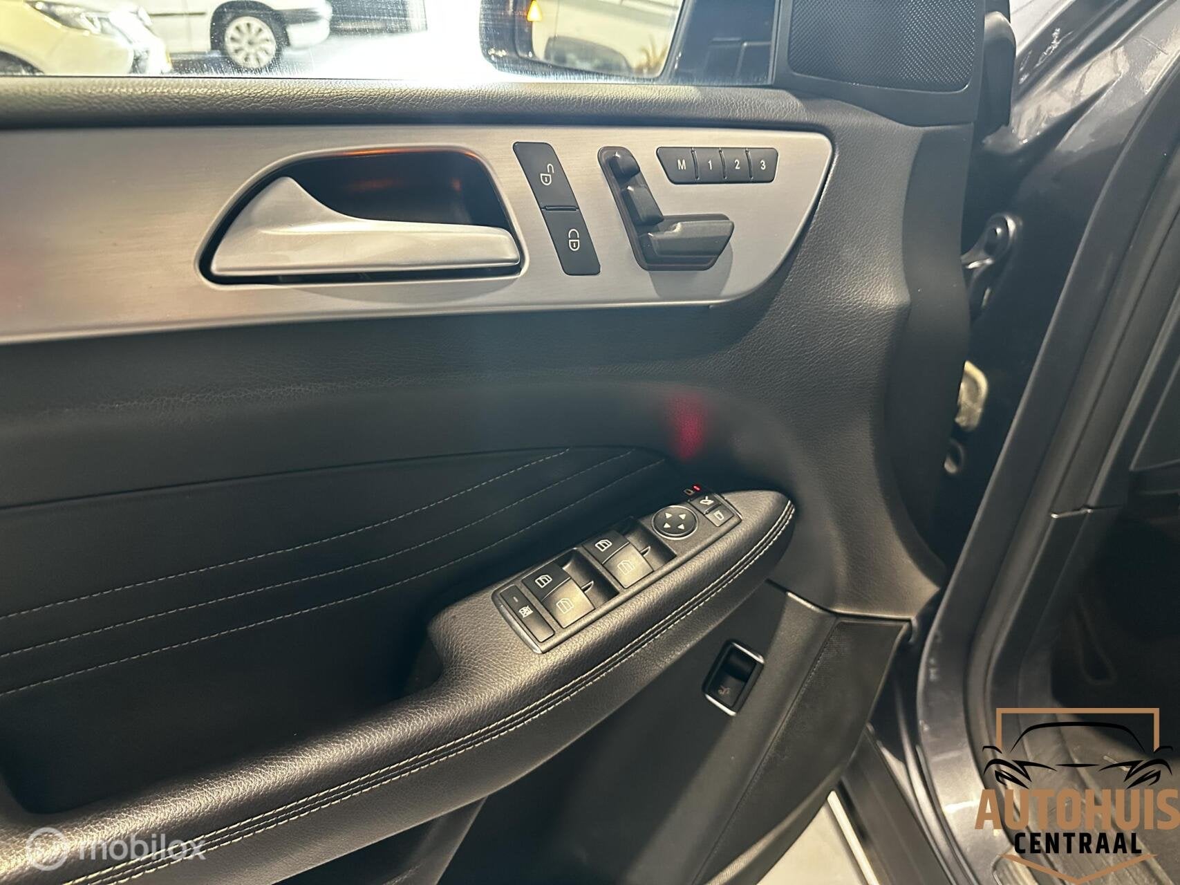 Foto 19 van Mercedes M-klasse 350 BlueTEC 4-Matic*NwAPK*