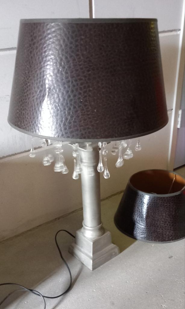 Lamp met kap en nog een kleine kap, Ophalen of Verzenden, Minder dan 50 cm