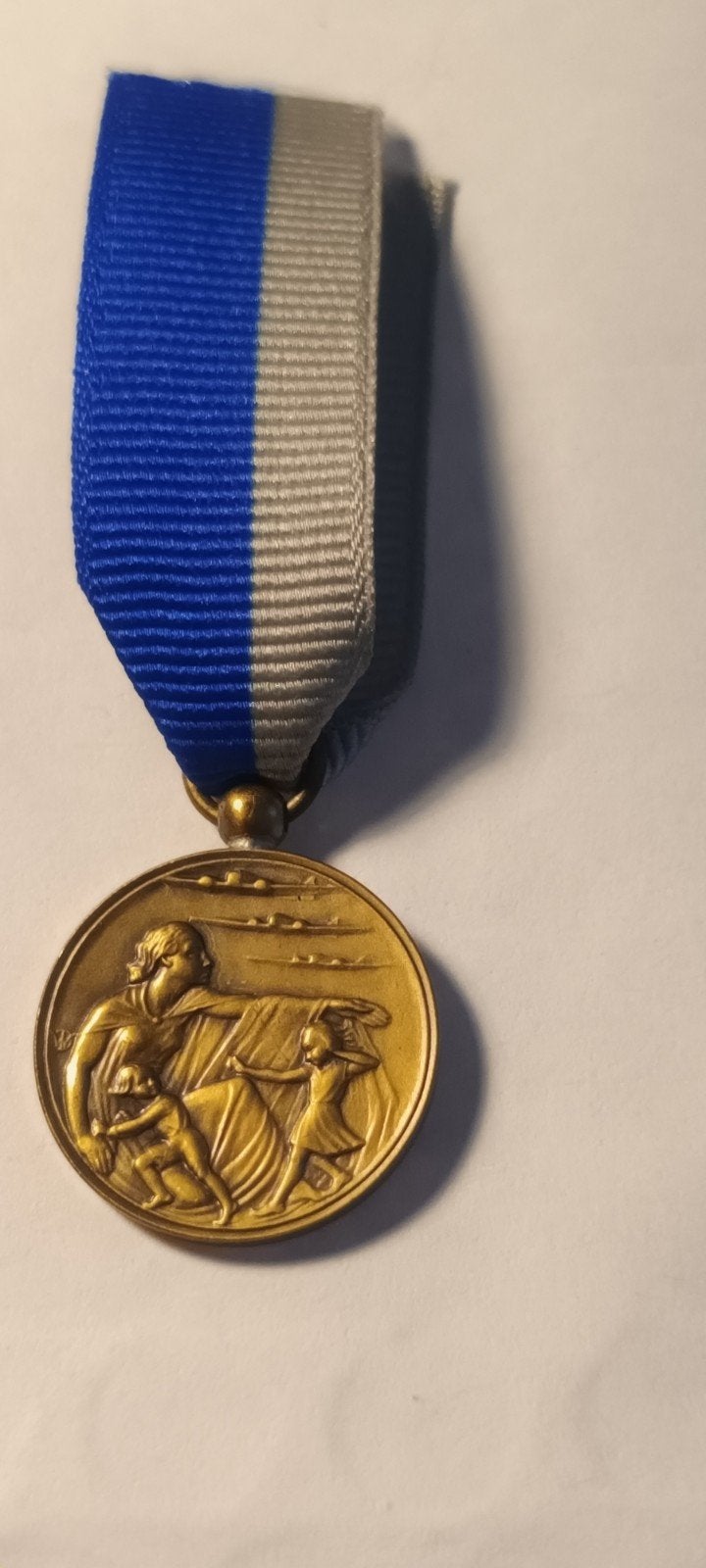 Medaille Luchtbescherming 1940-1945, Verzamelen, Ophalen of Verzenden, Overige soorten, Nederland, Lintje, Medaille of Wings