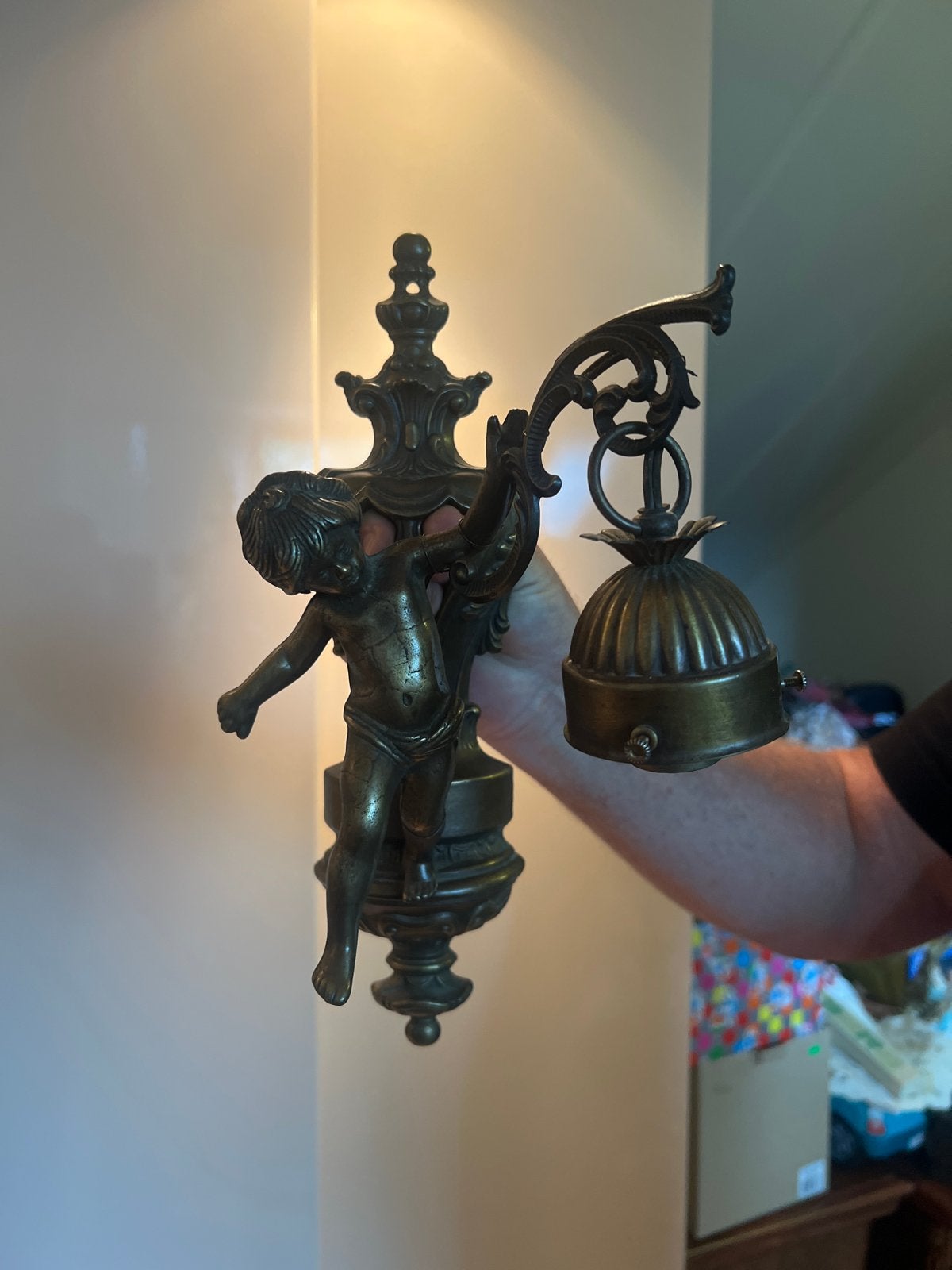 Antieke bronzen wandlampen met cherubijnen (set van 2), Ophalen