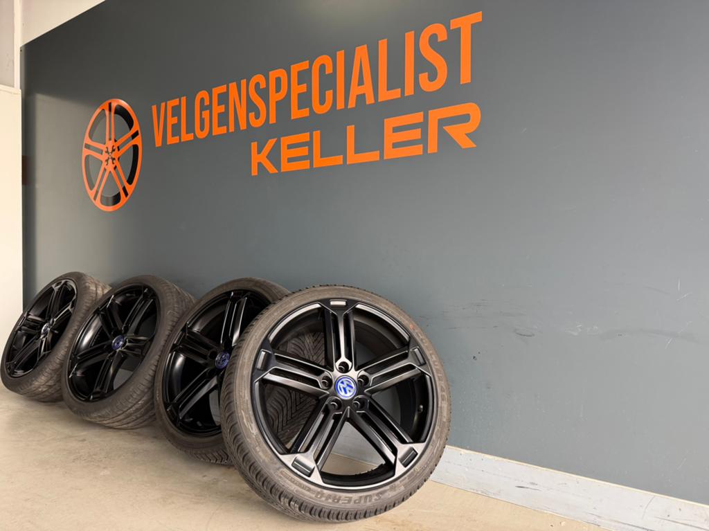Volkswagen Golf 6R Talladega velgen 5x112 235/35/19 netjes, 19 inch, Banden en Velgen, Ophalen of Verzenden, 235 mm