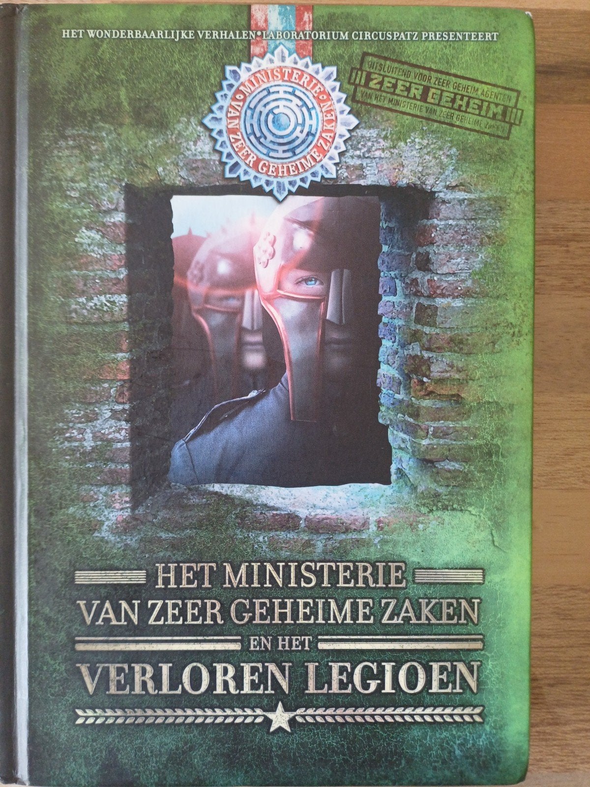 Ministerie van zeer geheime zaken en het verloren legioen, Fictie algemeen, Ophalen of Verzenden, Zo goed als nieuw, Ingrid Mulder