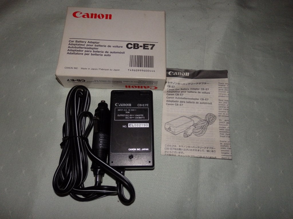 Canon Car Battery Adapter CB-E7 E7E auto batterij adapter, Auto diversen, Ophalen of Verzenden