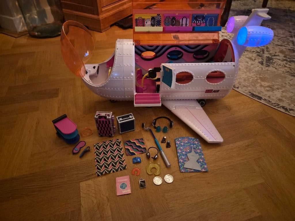Lol suprise vliegtuig, Verzamelen, Poppetjes en Figuurtjes, Ophalen of Verzenden, Zo goed als nieuw