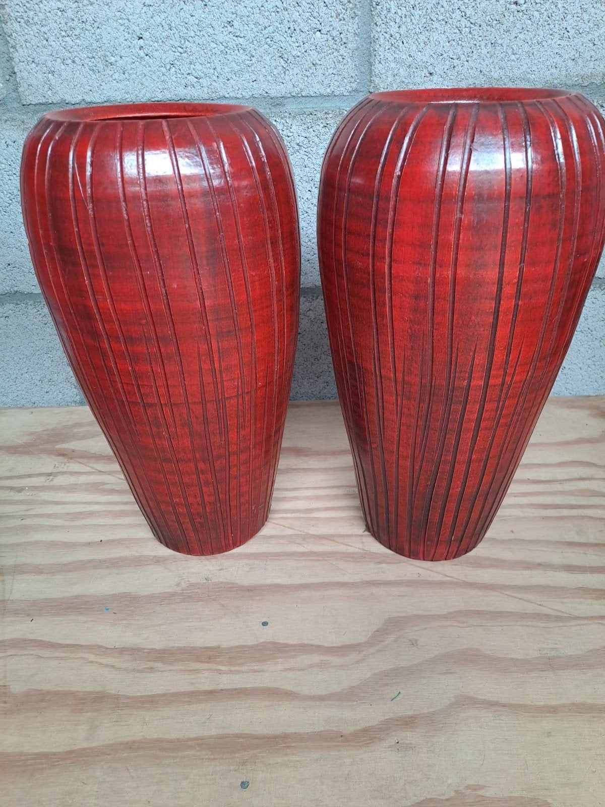 Twee rode vazen., Tuin en Terras, Bloempotten, Ophalen, Rond, Aardewerk, Minder dan 40 cm