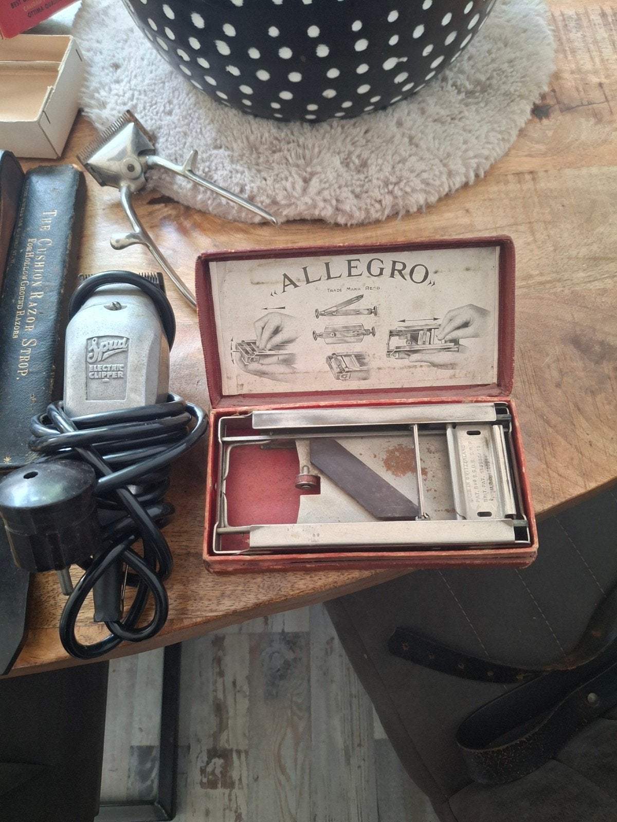 Vintage kappersbenodigdheden jaren '60 - complete set, Ophalen of Verzenden
