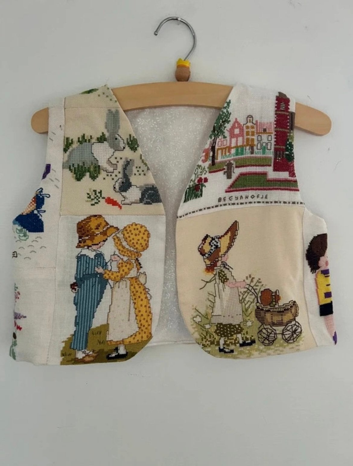 Giletje, hesje , handgemaakt.Upcycling, Ophalen of Verzenden, Nieuw, Jongen of Meisje, Jurk of Rok
