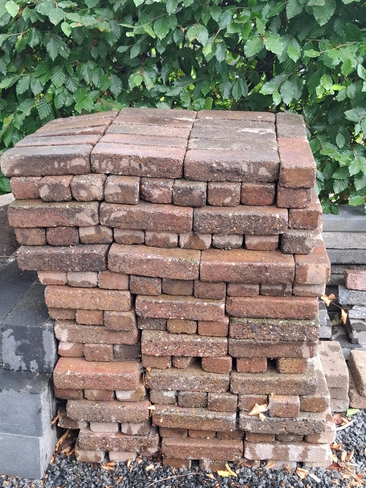 GRATIS klinkertjes. 4,5 vierkante meter ophalen in Putten, Tuin en Terras, Ophalen of Verzenden, Beton, Klinkers
