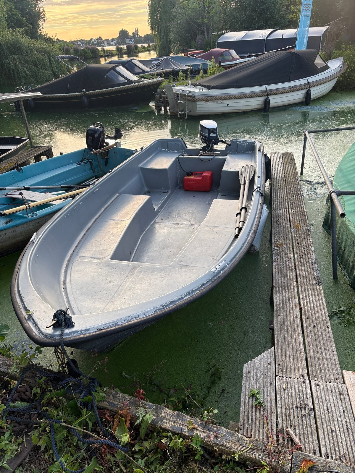 Bootje incl 5pk Yamaha 2-takt afm:4,5x2,10m + Roeiboot €500, Watersport en Boten, Overige merken, Gebruikt, Buitenboordmotor, 5 pk