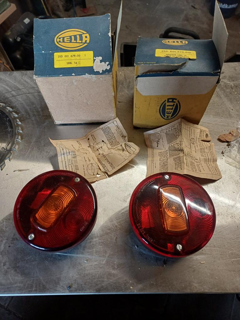 2 hella nieuwe lampen, Ophalen of Verzenden, Nieuw