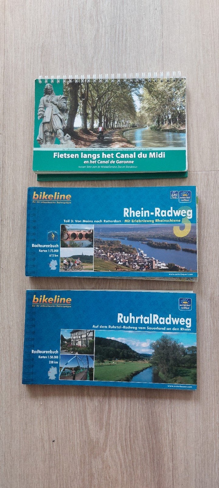 Rhein-Radweg & RhuhrtalRadweg & Canal du Midi Samen € 9, Fiets- of Wandelgids, Europa, Bikeline, Ophalen