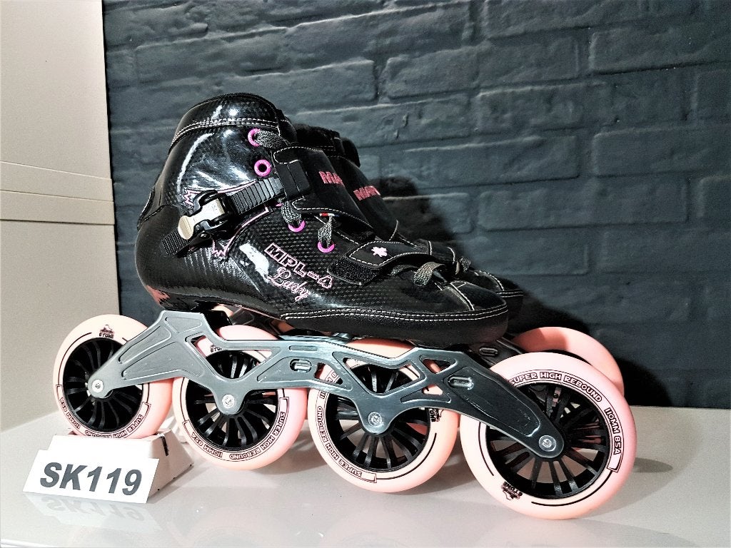 Maple MPL-4 Lady Skeelers Skates 4x110 110mm Wielen Maat 44, Sport en Fitness, Overige merken, Nieuw, Inline skates 4 wielen, Kinderen