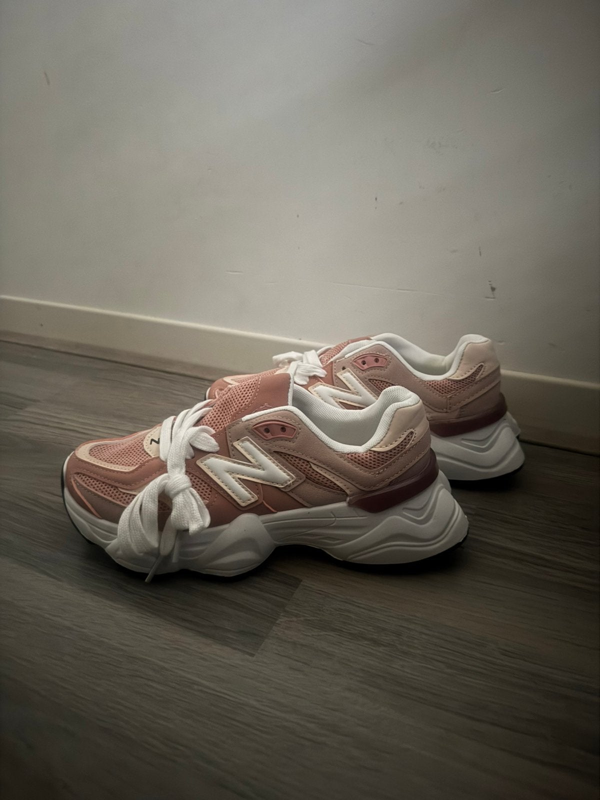 New Balance 9060 Sneakers Pink&White maat 38, Verzenden, Nieuw, Hardloopschoenen, Overige merken