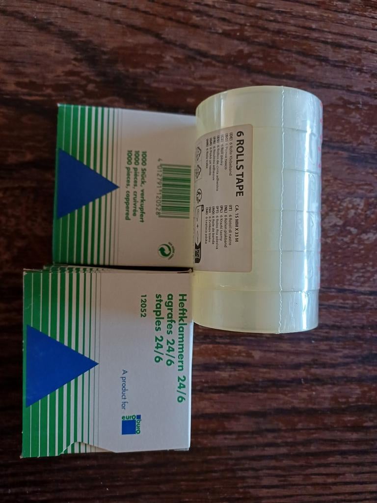 5000 nietjes en 6 rollen plakband nieuw, Verzenden, Nieuw, Gehele gezicht